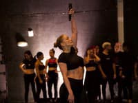 Speváčka J Lo so snúbencom Alexom Rodriguezom pobavili celý svet na sociálnej sieti TikTok, kde uverejnili svoj originálny tanec