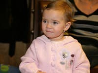 Charlotte Ella ako roztomilé dievčatko niekoľko rokov dozadu
