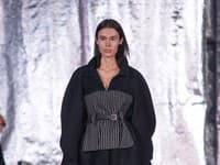 Petra vyštudovala okre módneho návrhárstva aj japonský jazyk