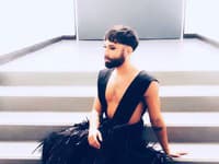 Šaty z dielne slovenského dizajnéra si obliekla aj speváčka Conchita Wurst