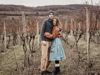 Éterická Ria Zelisková žije s vinárom a tromi deťmi romantickú rozprávku na slovenskom vidieku