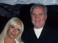 Obyčajné dievča - Donatella kedysi po boku svojho brata