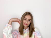 Alex nemá rada, ak niekto súdi „náročnosť“ jej vzťahu bez toho, aby poznal jej kritériá na partnera. 