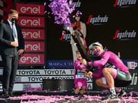Trojnásobný majster sveta Peter Sagan urobil výnimku a ukázal sa počas ceremónie so svojím synom