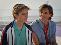 Summer Of 85 je tragický príbeh prvej lásky na francúzskom pobreží Normandie. 