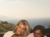 Daniela Peštová so svojím manželom a prvorodeným synom