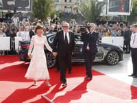 Prezident MFFKV Jiří Bartoška s manželkou Andreou počas slávnostného zahájenia festivalu v roku 2021