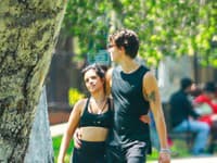 Shawn Mendes akceptuje svoju priateľku takú, aká je