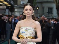 Hviezda seriálu Emily v Paríži, herečka Lily Collins, sa vydala. Jej vyvoleným sa stal Charlie McDowell. 