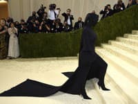 Kim Kardashian šokovala v značke Balenciaga