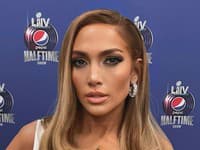Jennifer nedávno vystúpila na SuperBowle