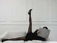 Slovenská dizajnérka Júlia Malinovská ako Victoria Beckham
