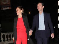 Pippa stavila na výrazné farby