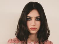 Backstage make-up looky CHANEL Haute Couture jar/leto 2022