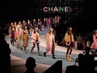 CHANEL Ready-to-Wear jeseň/zima 2022/2023
