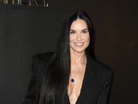Dnes je Demi Moore špeciálnou hostkou na rôznych modelingových prehliadok