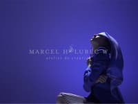 Módny dizajnér Marcel Holubec W čerpá vždy inšpiráciu zo životných okolností, ktoré momentálne prežíva