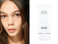 Čistiace mlieko s obsahom lekna zo záhrad DIOR