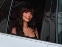 Krásna Emily Ratajkowski 