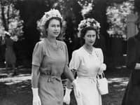 Keď mala Elizabeth tri roky, narodila sa jej sestra Margaret