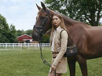 Louis Vuitton predstavuje najnovšie variácie kabelky Twist na sérii fotografií, ktorých hlavnou hviezdou je Eve Jobs