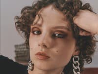VIDEO: Make-up Tweed 80's: Líčenie a paletka očných tieňov CHANEL z roku 1982