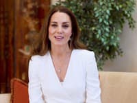 Kate vždy vystupuje na verejnosti s gráciou