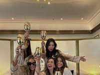 Karolína Chomisteková a ďalšie osobnosti a influencerky na Moët & Chandon