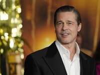 Brad Pitt nestráca na sexappeale ani pred 60-tkou