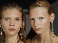 Beauty produkty, ktoré sľubujú mladosť: Krém, ktorý pôsobí ako druhá koža či ochranná maska