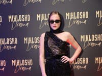 Speváčka Emma Drobná dokáže cez svoju charizmu vyniesť modely tak, ako to vie iba ona