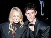 Pamela Anderson Casey Cadwallader