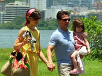 Suri Cruise bola v otcovej náruči naposledy ako malé dievčatko