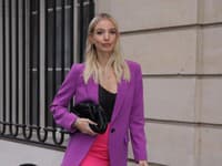 Fialová v kombinácii s ružovou vytvorí krásny look