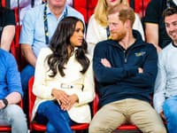 Už niekoľko mesiacov sa „šušká“ o problémoch v manželstve, ba dokonca aj rozvode princa Harryho a jeho manželky, Meghan Markle. Kde je pravda? 