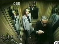 Lady Di s Dodim Fayedom vo výťahu parížskeho hotela Ritz