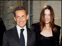 Nicolas Sarkozy ako prezident Francúzska po boku svojej manželky Carly Bruni