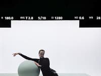 Cécile Paravina, ktorá je súčasťou výnimočnej trojice Comètes Collective, uvádza nové mono očné tiene OMBRE ESSENTIELLE
