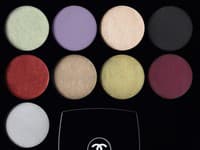 Mono očné tiene OMBRE ESSENTIELLE v 14 odtieňoch