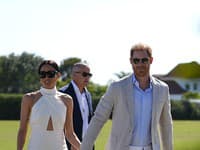 Princ Harry sa pohráva j s myšlienkou, že by opäť oslovil aj brata, princa Williama s Kate počas tejto návštevy Londýna. 
