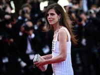 Charlotte Casiraghi, vnučka monackej princeznej Grace, sa nedávno predviedla na červenom koberci  na filmovom festivale v Cannes. 