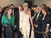 Ani jedna z neviest princeznej Diany nemala na svojej svadbe jej slávny diadém a existuje na to celkom dobrý dôvod. 