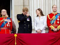 Princovi Harrymu údajne chýba jeho nekomplikovaný vzťah s princeznou z Walesu, Kate. 