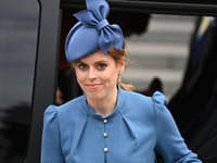 Kráľovná svojej vnučke vraj vybrala aj jej meno Beatrice, pretože pôvodne sa mala princezná volať Annabel. 