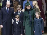 Kate a William sa snažia o to, aby mali ich potomkovia normálne detstvo