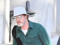 Hollywoodsky herec a ešte stále lámač ženských sŕdc, Brad Pitt, začal nový rok 2025 zmenou imidžu. 