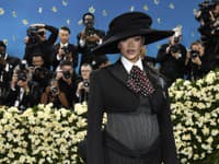 Rihanna v modeli Marc Jacobs