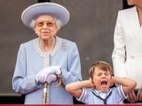 Najvtipnejšie momenty britských princiatok na verejnosti