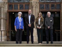 Monarchia na hrane: Môže princ William zachrániť inštitúciu, ktorá prestáva dávať Britom zmysel?