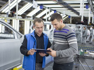 Študenti vo Volkswagene